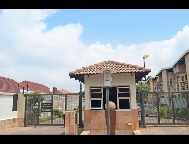 BEDROOM APARTMENT FOR SALE IN GRESSWOLD